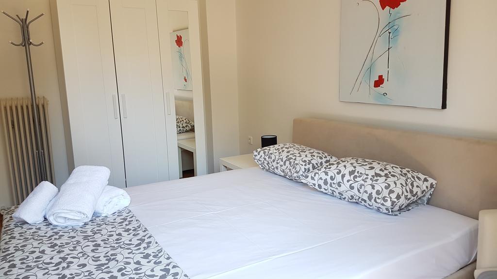 Errathens Wheat Apartment - Athens Center, 3 Bd, 1 Bath Dış mekan fotoğraf